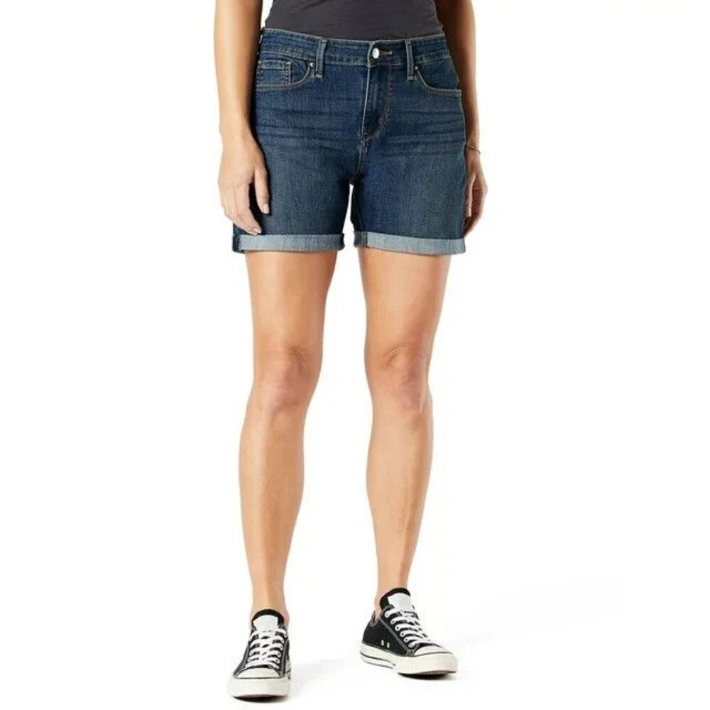 Levi Strauss & Co Signature Women 5" Mid Rise Cuffed Short - Denim - Size 4 -NEW